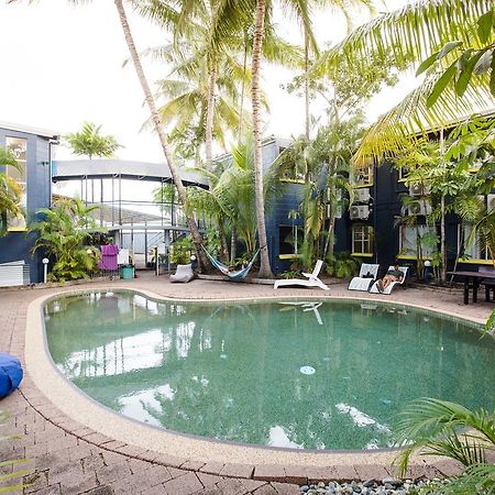 Mad Monkey Village Cairns Dış mekan fotoğraf