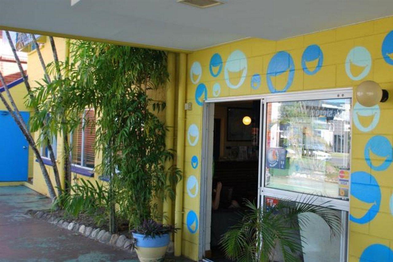 Mad Monkey Village Cairns Dış mekan fotoğraf